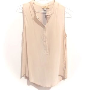 Silk sleeveless button up & back